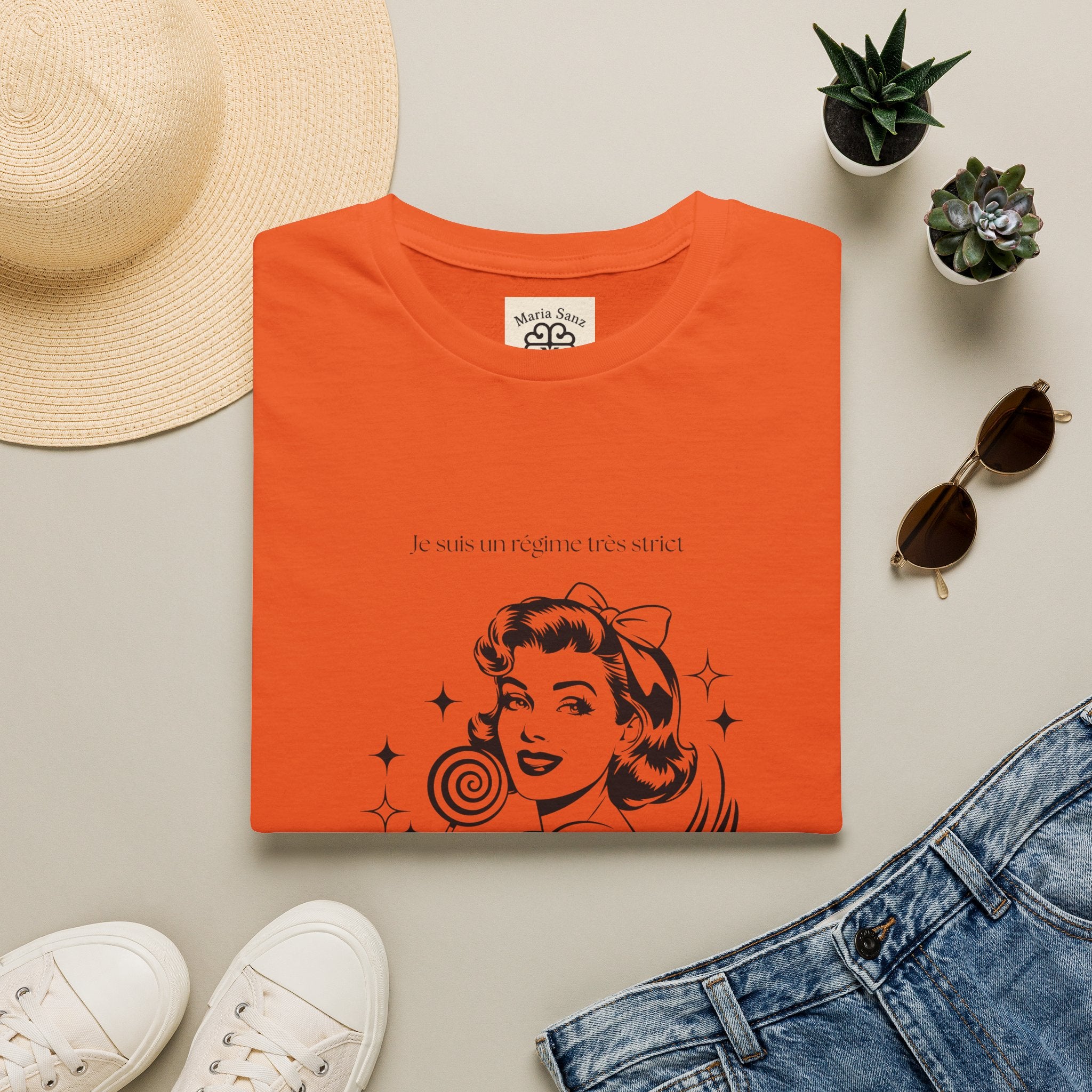 Retro Woman Graphic T-Shirt — "She Wants To Be Famous" Vintage Pop Art Tee