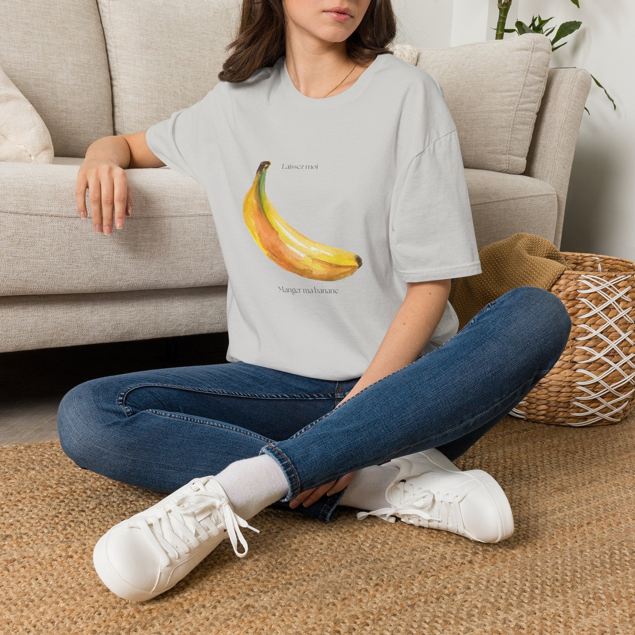 Laissez moi manger ma banane-Banana Graphic T-Shirt — Minimal Fruit Art