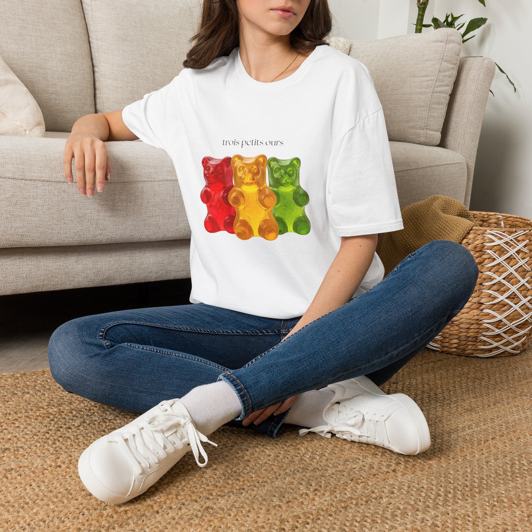 T-Shirt — Trois Petits Ours Gummy Bears Graphic Tee