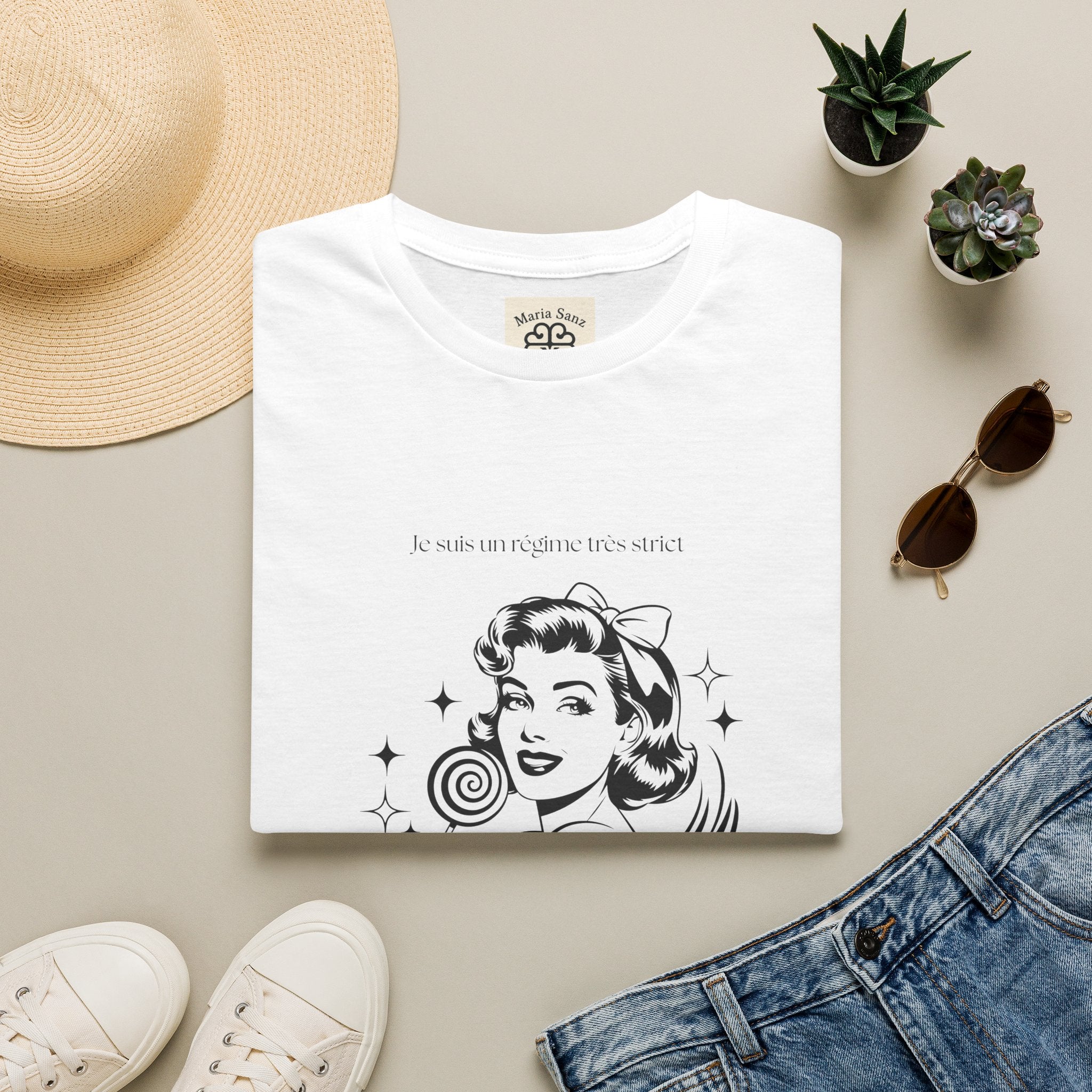 Retro Woman Graphic T-Shirt — "She Wants To Be Famous" Vintage Pop Art Tee