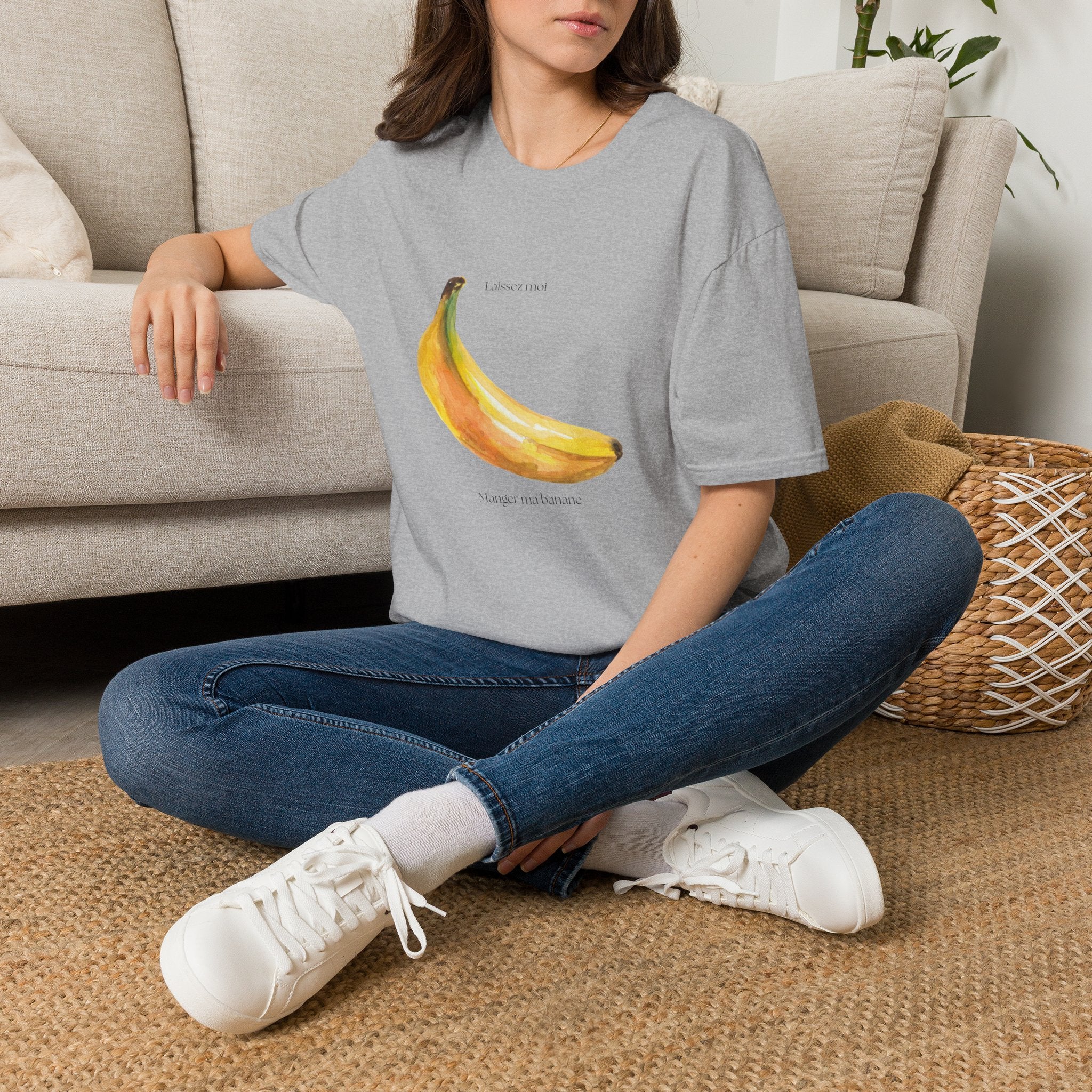 Laissez moi manger ma banane-Banana Graphic T-Shirt — Minimal Fruit Art