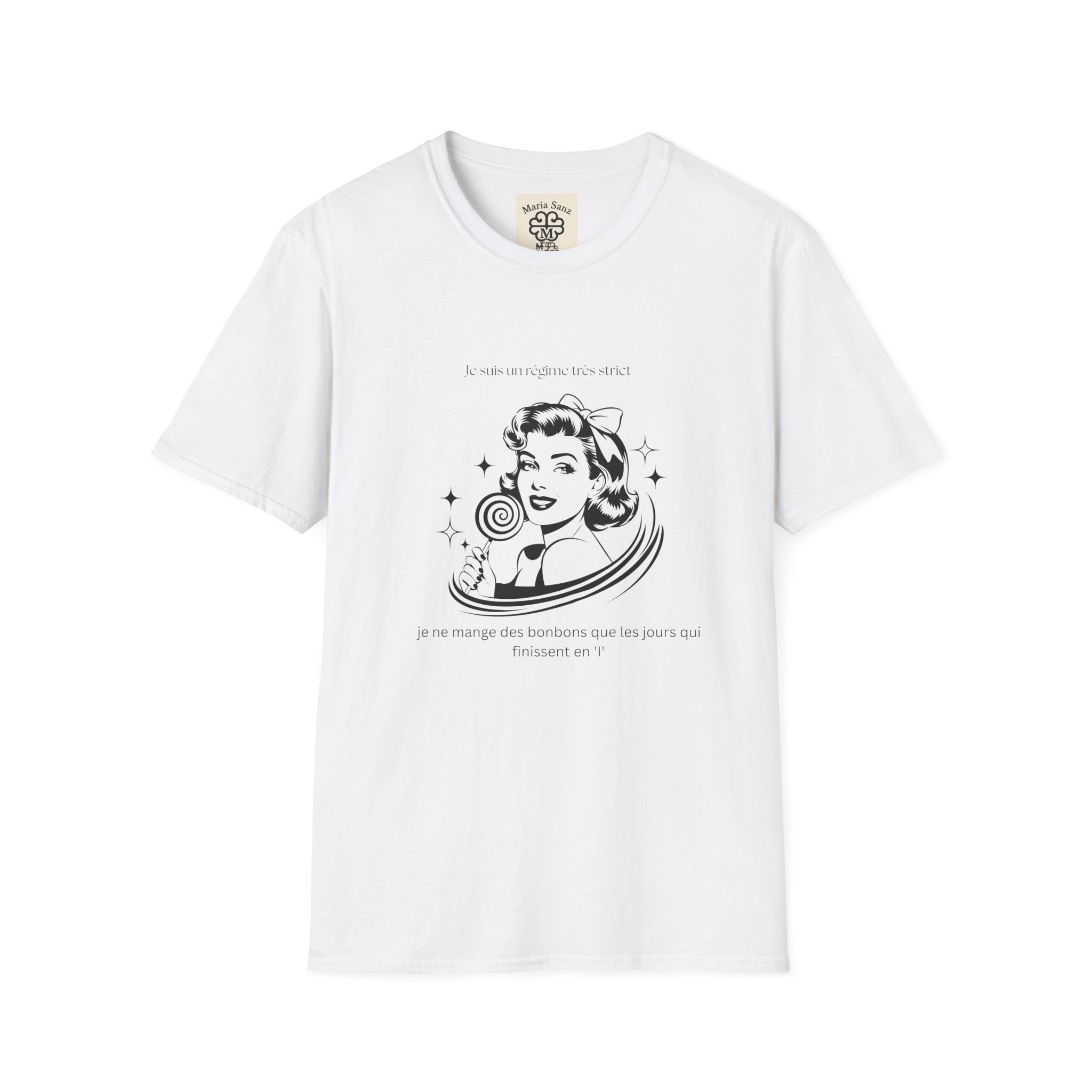 Retro Woman Graphic T-Shirt — "She Wants To Be Famous" Vintage Pop Art Tee