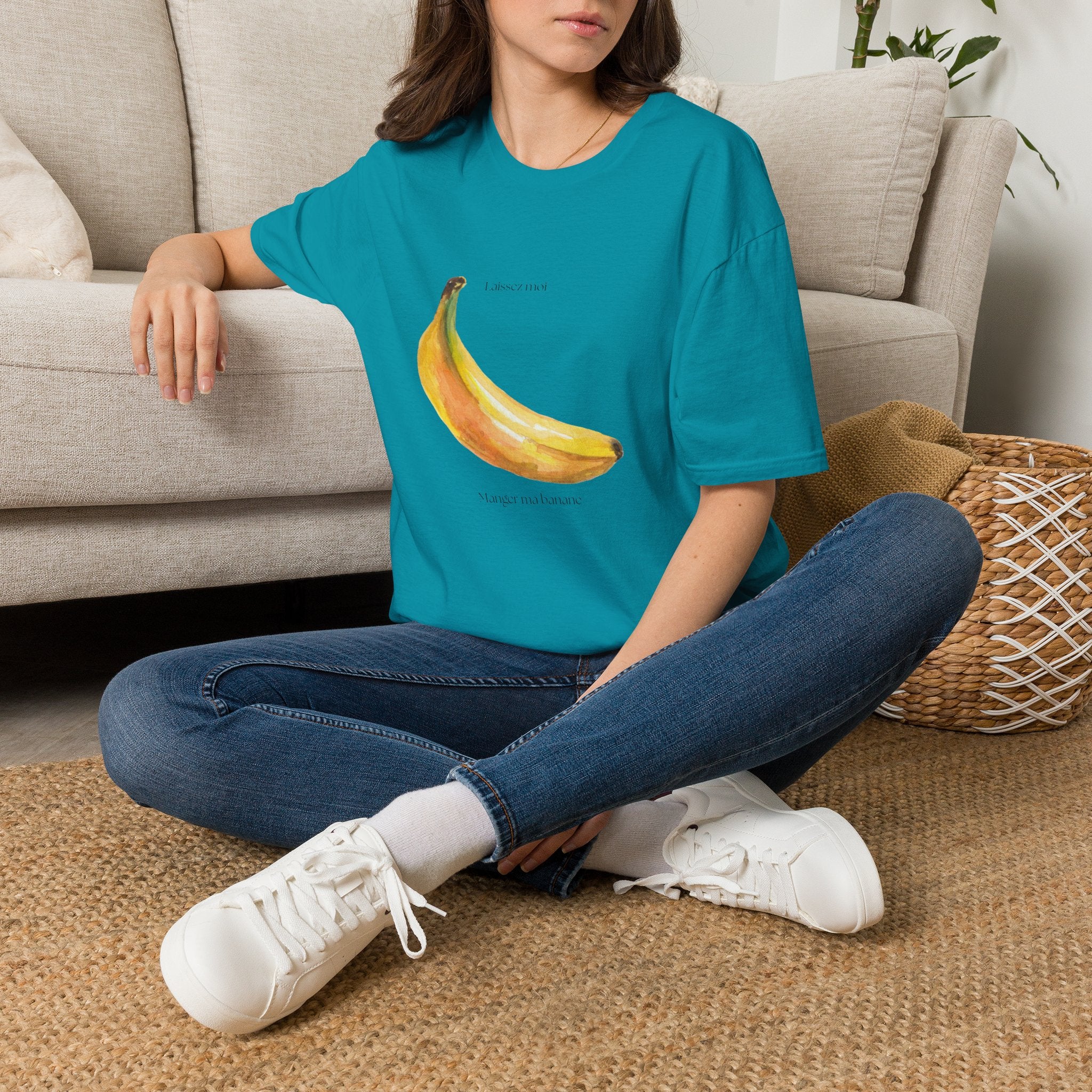 Laissez moi manger ma banane-Banana Graphic T-Shirt — Minimal Fruit Art
