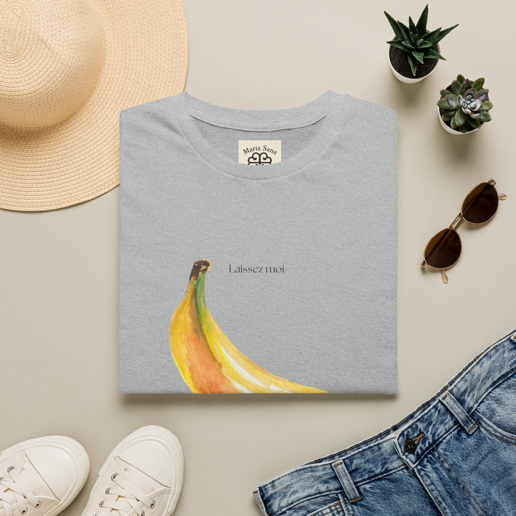 Laissez moi manger ma banane-Banana Graphic T-Shirt — Minimal Fruit Art
