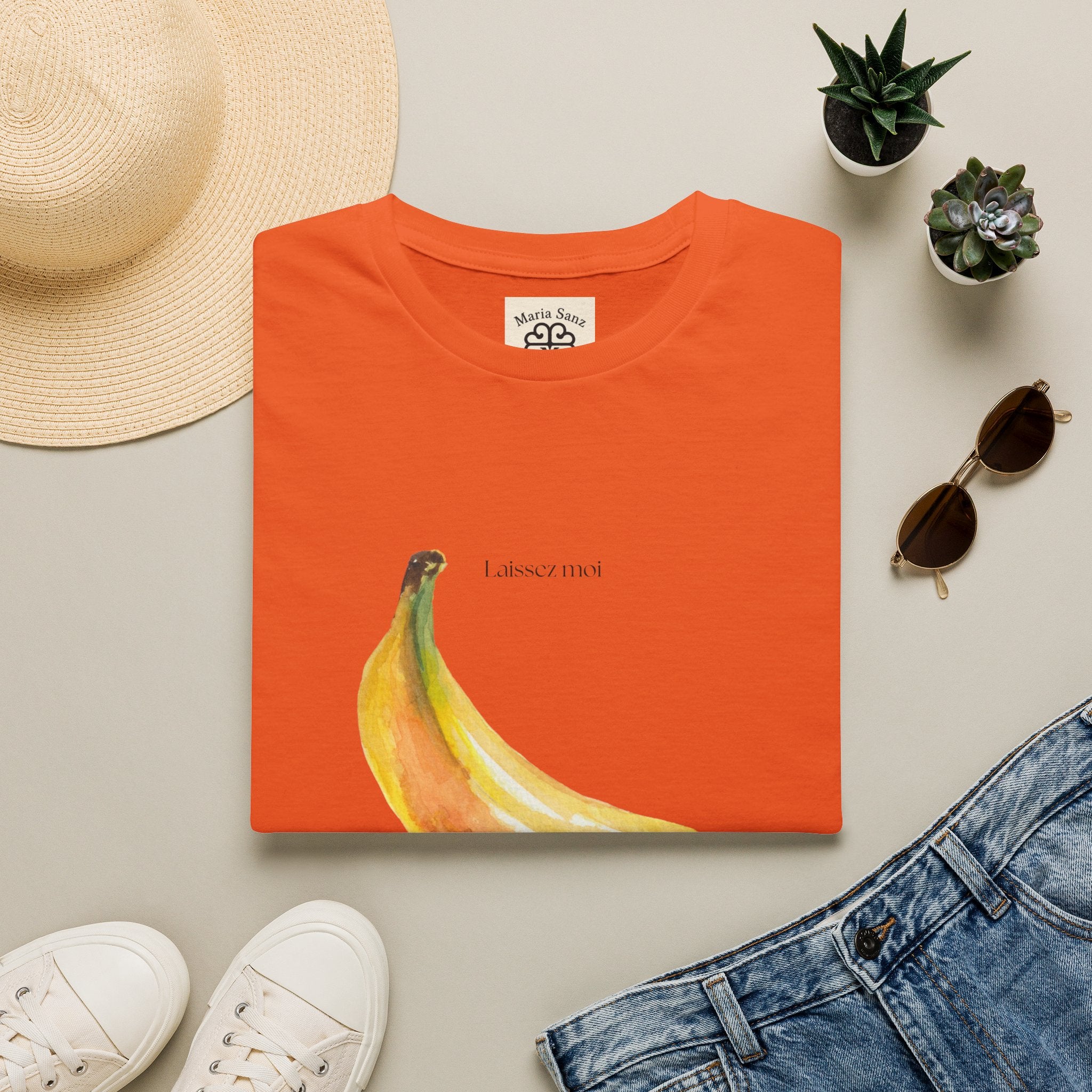 Laissez moi manger ma banane-Banana Graphic T-Shirt — Minimal Fruit Art