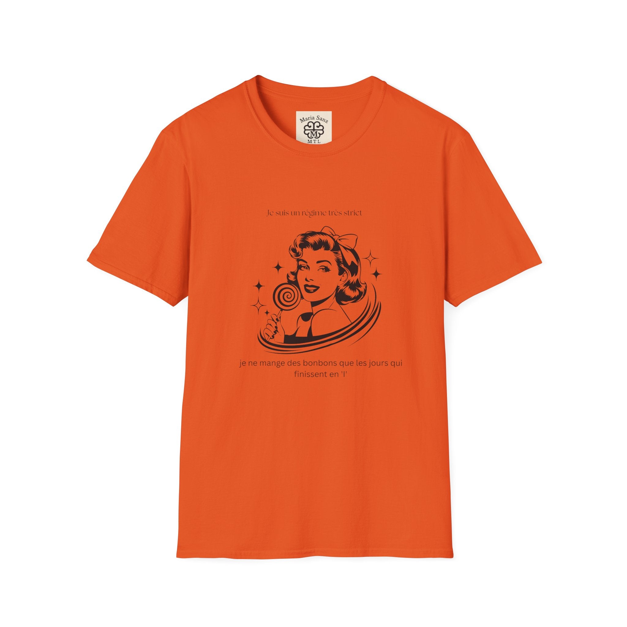 Retro Woman Graphic T-Shirt — "She Wants To Be Famous" Vintage Pop Art Tee